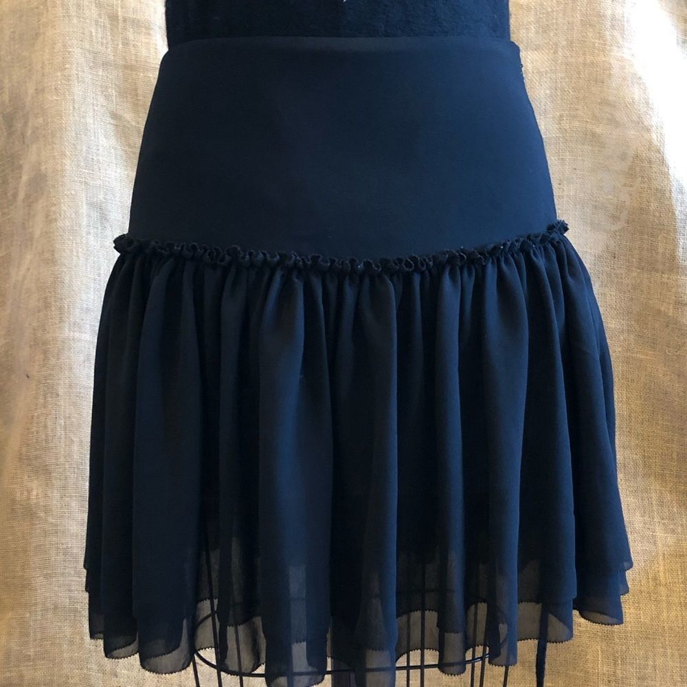 Banana Republic Chiffon gathered skirt size 2